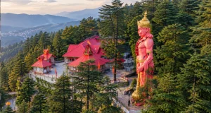 Jakhoo Temple on Jakhoo Hill in Shimla