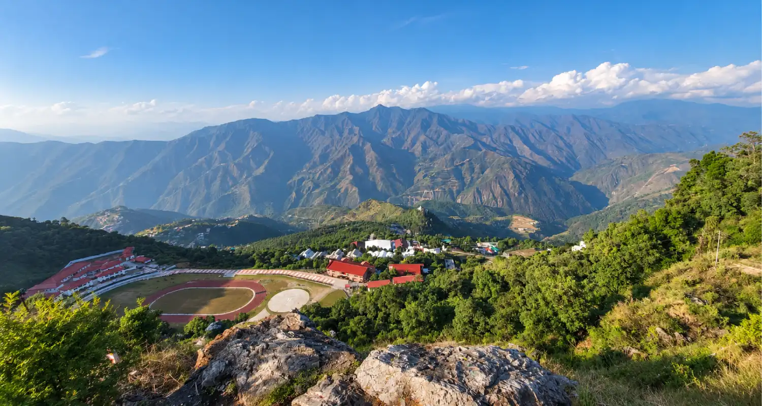 Dalai Hills Mussoorie, Uttarakhand Mountain view from Dalai Hills in Mussoorie, Uttarakhand