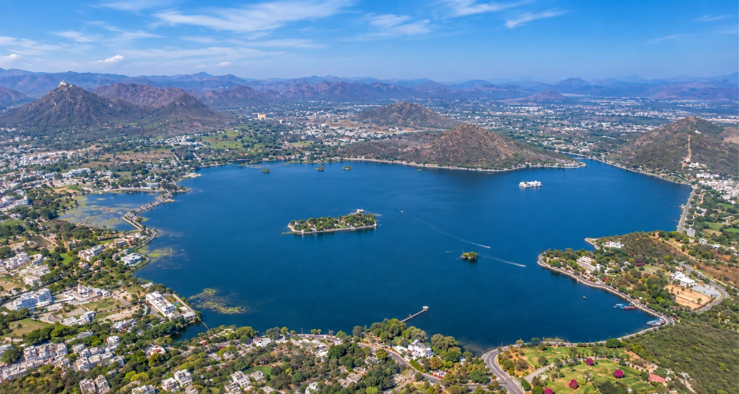 Fateh Sagar Lake Udaipur with scenic Aravalli Hills
