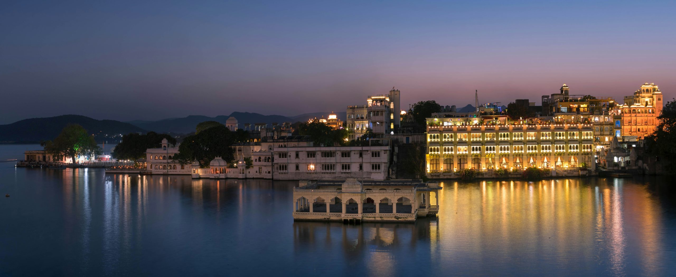 Lake Pichola boat ride with City Palace Udaipur