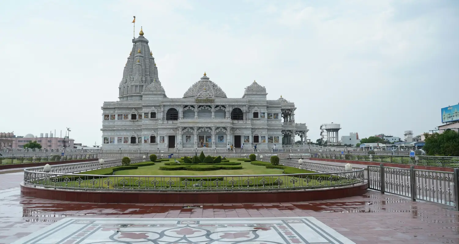 Prem Mandir Vrindavan white marble temple with beautiful architecture
